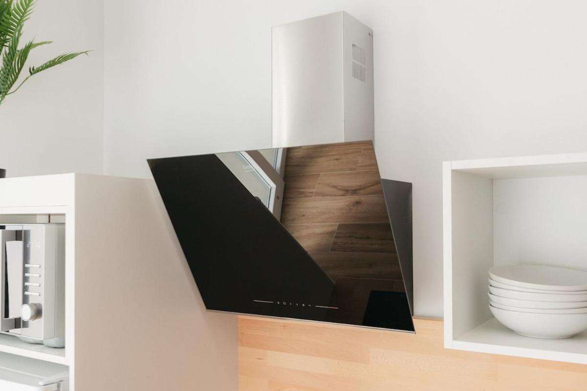 Stylish With Easy Access To Valencias Appartamento *