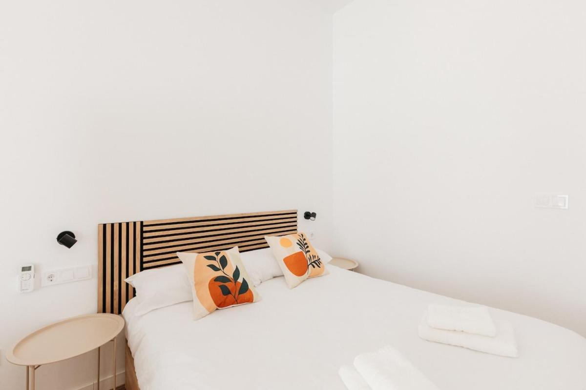 Stylish With Easy Access To Valencias Appartamento *