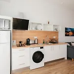 Stylish Studio With Easy Access To Valencias Best